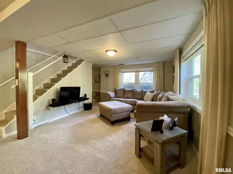21 Hickory Bow St, Macomb, IL 61455 photo 24