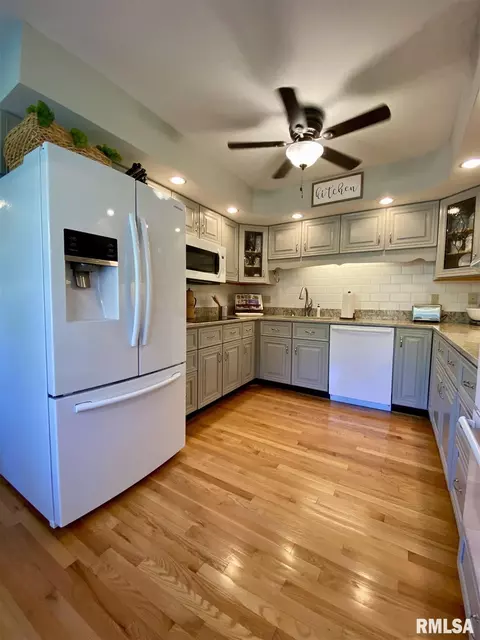 21 Hickory Bow St, Macomb, IL 61455 photo 14