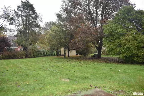 45 Laurel Dr, Canton, IL 61520 photo 32