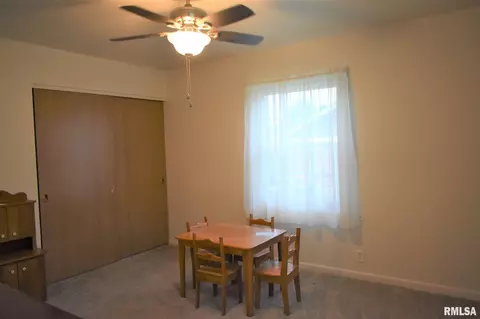 45 Laurel Dr, Canton, IL 61520 photo 18