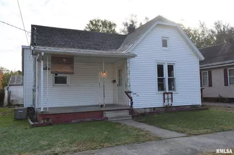 445 N 8th St, Canton, IL 61520 photo 2