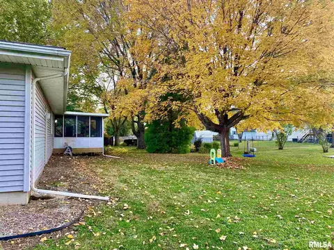 1155 Debbie Ln, Macomb, IL 61455 photo 48
