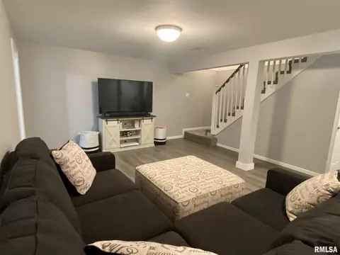 1155 Debbie Ln, Macomb, IL 61455 photo 33