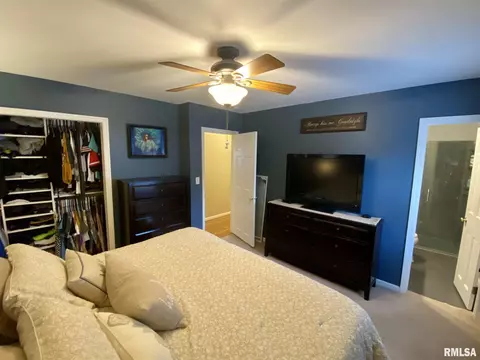 1155 Debbie Ln, Macomb, IL 61455 photo 28