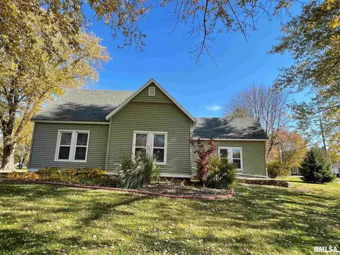 702 E Murray St, Macomb, IL 61455 photo 3