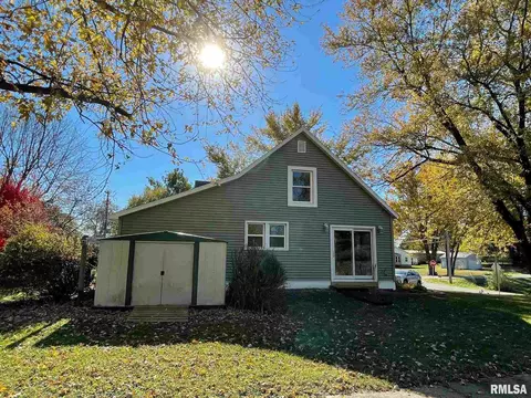 702 E Murray St, Macomb, IL 61455 photo 4