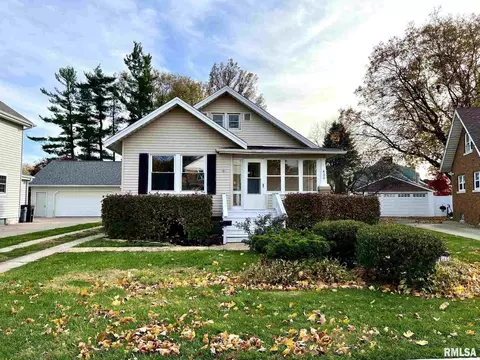 420 E Monroe St, Morton, IL 61550 photo 1