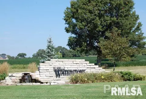 6209 W Creekside Dr, Edwards, IL 61528
