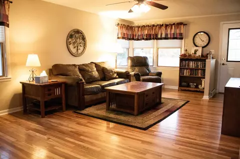 207 W Sunny Ln, Eureka, IL 61530 photo 14