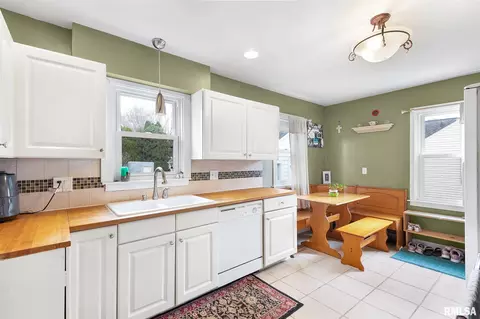 903 Eldridge St, Washington, IL 61571 photo 11