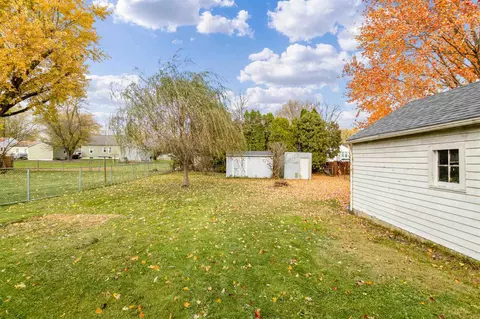 903 Eldridge St, Washington, IL 61571 photo 32