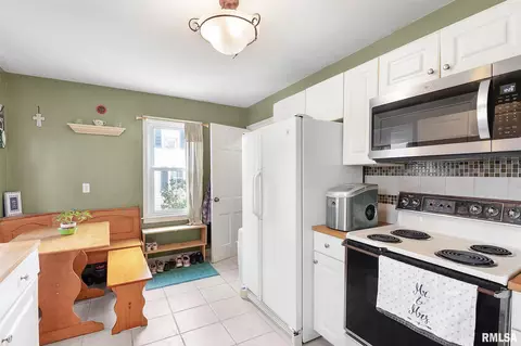903 Eldridge St, Washington, IL 61571 photo 15