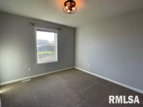10414 N Heron Rd, Dunlap, IL 61525 photo 3