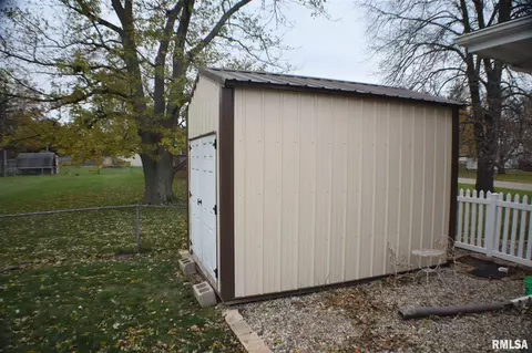 1310 Sunview Dr, Canton, IL 61520 photo 41