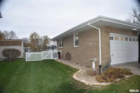 1310 Sunview Dr, Canton, IL 61520 photo 43