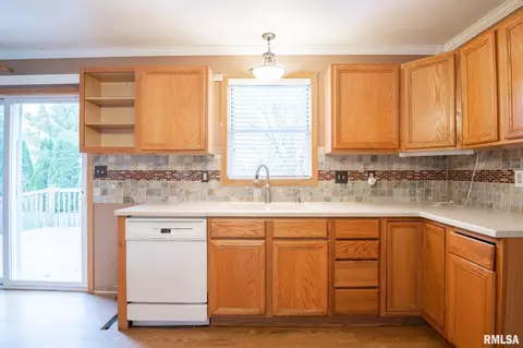 211 Bittersweet Rd, Washington, IL 61571 photo 16