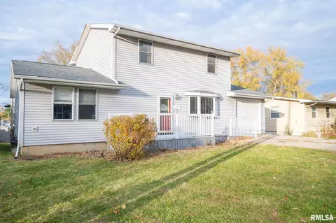 211 Bittersweet Rd, Washington, IL 61571 photo 1