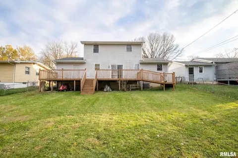 211 Bittersweet Rd, Washington, IL 61571 photo 7
