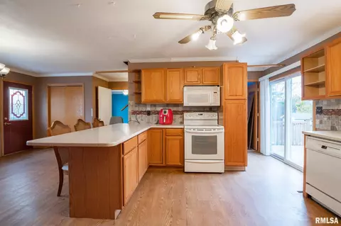 211 Bittersweet Rd, Washington, IL 61571 photo 21