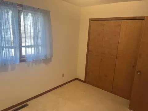401 Evergreen Dr, Macomb, IL 61455 photo 13