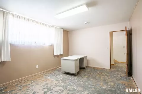 506 Pleasant St, Benson, IL 61516 photo 37