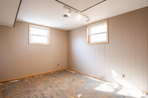 506 Pleasant St, Benson, IL 61516 photo 27