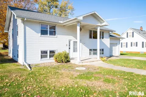 506 Pleasant St, Benson, IL 61516 photo 2
