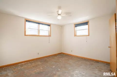 506 Pleasant St, Benson, IL 61516 photo 25
