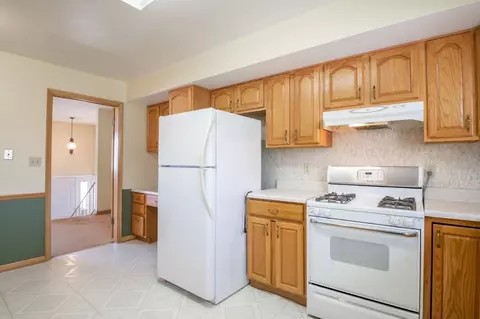 506 Pleasant St, Benson, IL 61516 photo 10