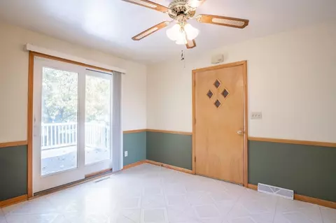 506 Pleasant St, Benson, IL 61516 photo 6