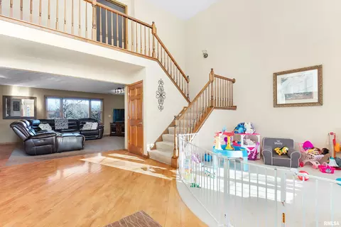 703 S Breckenridge Dr, Dunlap, IL 61525 photo 6