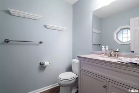 2410 W Chase Dr, Dunlap, IL 61525 photo 18
