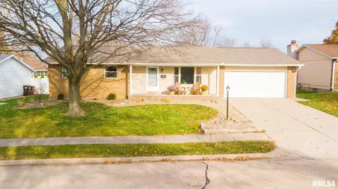 1055 E Dunne St, Morton, IL 61550 photo 1