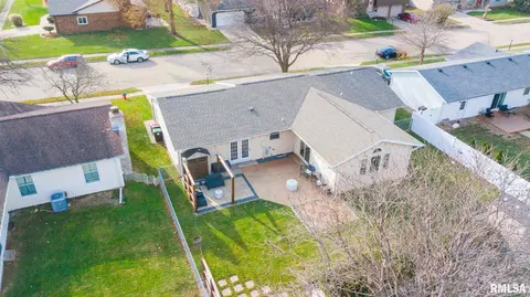 1055 E Dunne St, Morton, IL 61550 photo 6