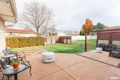 1055 E Dunne St, Morton, IL 61550 photo 38