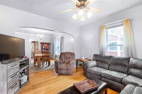 720 E Chestnut St, Canton, IL 61520 photo 12