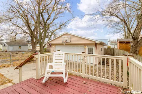 720 E Chestnut St, Canton, IL 61520 photo 7