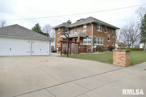 227 E Walnut St, Washburn, IL 61570 photo 48