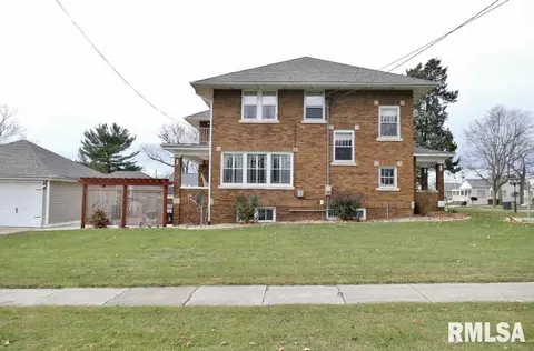 227 E Walnut St, Washburn, IL 61570 photo 49