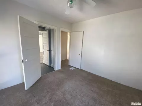 1608 E Wheeler St, Macomb, IL 61455 photo 23