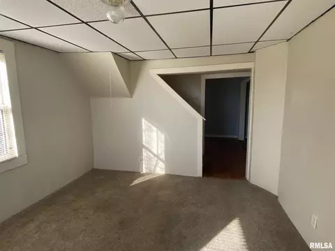 1608 E Wheeler St, Macomb, IL 61455 photo 5