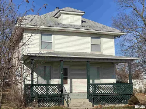 1608 E Wheeler St, Macomb, IL 61455 photo 3