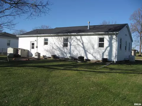 310 Devonshire Rd, Washington, IL 61571 photo 5