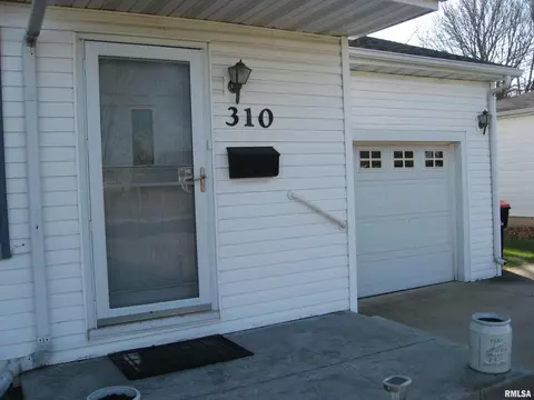 310 Devonshire Rd, Washington, IL 61571 photo 3