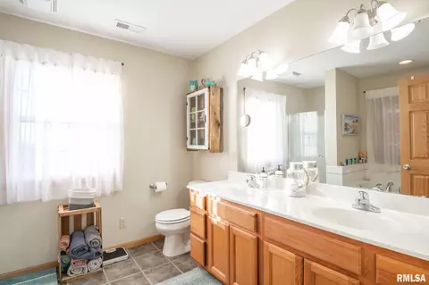 4401 S Lake Camelot Dr, Mapleton, IL 61547 photo 36