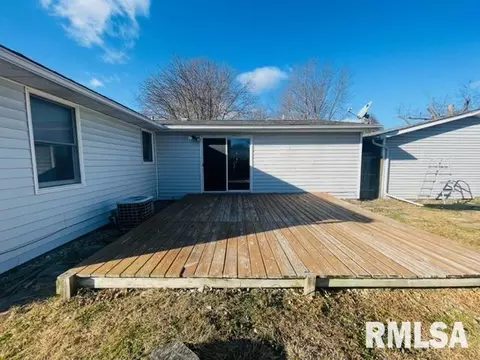 606 E Pierce St, Macomb, IL 61455 photo 6