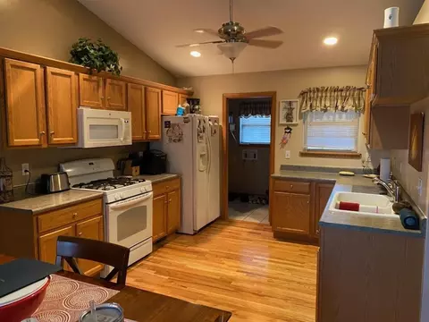 708 Bittersweet Ave, Germantown Hills, IL 61548 photo 6