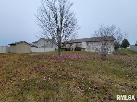 708 Bittersweet Ave, Germantown Hills, IL 61548 photo 16