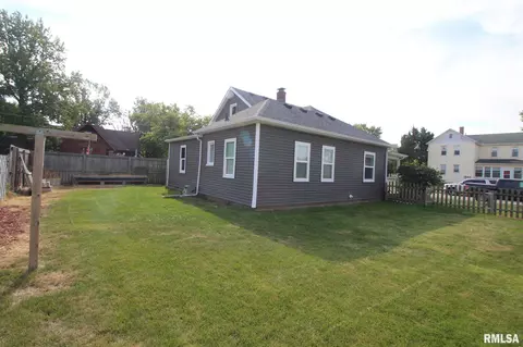 315 E Madison St, Morton, IL 61550 photo 32