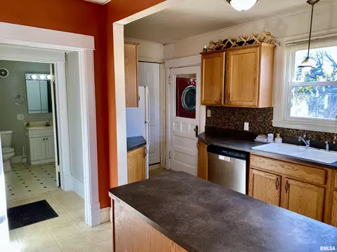116 E Melbourne Ave, Peoria, IL 61603 photo 15